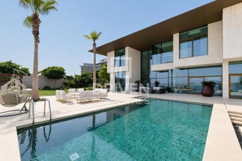 Vila u Jumeirah, Dubai, UAE 6 spavaćih soba, 2703.57 m2 Br. 741640 - fotografija 28