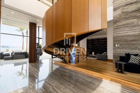 Vila u Jumeirah, Dubai, UAE 2703.57 m2, 6 spavaćih soba Br. 741640