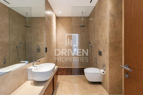 Vila u Jumeirah, Dubai, UAE 6 spavaćih soba, 2703.57 m2 Br. 741640 - fotografija 18