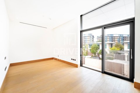Jumeirah, Dubai, BAE’de satılık villa 5 yatak odası, 1774.54 m&sup2; No 741643 - fotoğraf 13