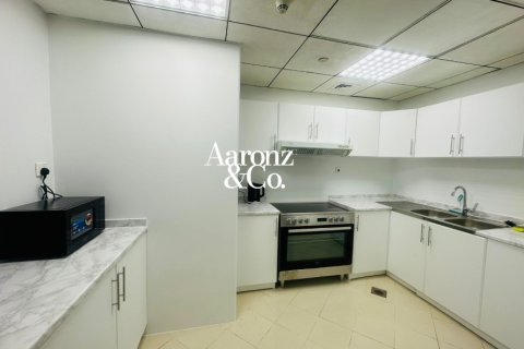 Üürile anda korter asukohaga Jumeirah Lake Towers, Dubai, AÜE: 2 magamistoaga, 122 m² Nr 719362 - pilt 15