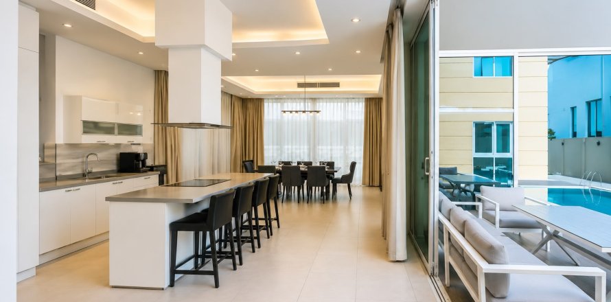 Villa asukohaga Jumeirah Village Triangle, Dubai, AÜE: 5 magamistoaga, 0.54 m² Nr 749864