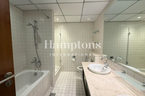 Apartment til leje i Dubai Marina, Dubai, UAE 2 soveværelser, 125.51195300 kvm № 650875 - foto 1