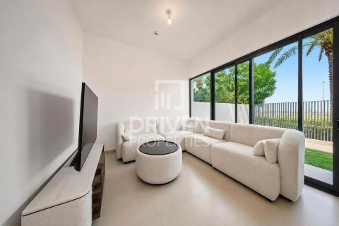 Kaupunkipientalo Arabian Ranches 3, Dubai, Arabiemiraatit 3 makuuhuonetta, 128.58 m2 № 757130 - kuva 1