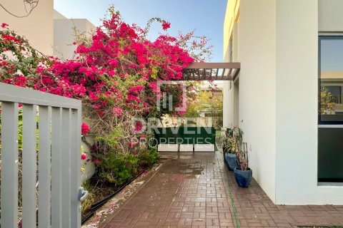 Dubai Hills Estate, Dubai, संयुक्त अरब अमीरात में विला, 4 बेडरूम, 468.51 वर्ग मीटर, संख्या 757129 - फ़ोटो 15