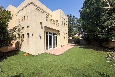 Vila v Arabian Ranches, Dubai, SAE 4 ložnice, 360.06 m² Č.: 768803 - fotografie 3