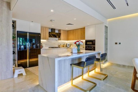 Kaupunkipientalo Jumeirah Village Circle, Dubai, Arabiemiraatit 3 makuuhuonetta, 247.43 m2 № 768806 - kuva 7