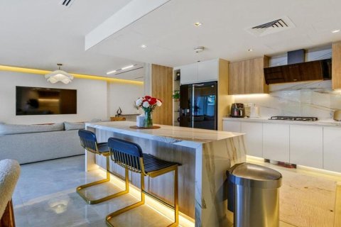 Kaupunkipientalo Jumeirah Village Circle, Dubai, Arabiemiraatit 3 makuuhuonetta, 247.43 m2 № 768806 - kuva 6