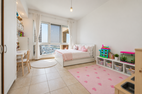 Apartment in Palm Jumeirah, Dubai, UAE 2 bedrooms, 161.18 sq.m. № 768808 - photo 9