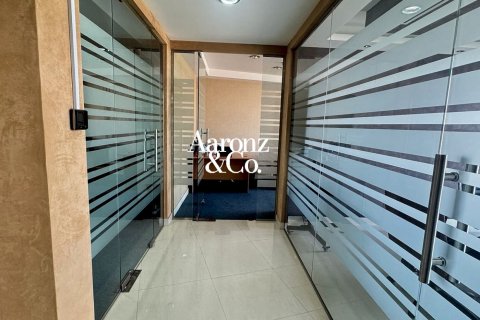 Üürile anda kontor asukohaga Business Bay, Dubai, AÜE: 189 m² Nr 766389 - pilt 7