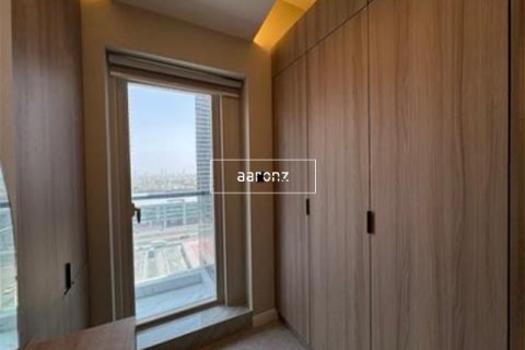 Appartement te koop in Jumeirah Lake Towers, Dubai, VAE 1 slaapkamer, 69.1 vr.m., nr 639159 - foto 7