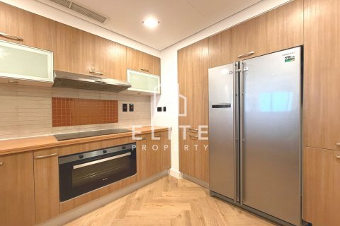 Apartment in Palm Jumeirah, Dubai, UAE 3 bedrooms, 227 sq.m. № 736562 - photo 16
