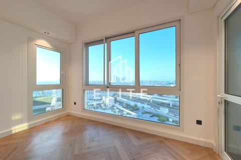 Apartment in Palm Jumeirah, Dubai, UAE 3 bedrooms, 227 sq.m. № 736562 - photo 3