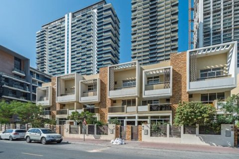 Vila v Jumeirah Village Circle, Dubai, SAE 4 ložnice, 163 m² Č.: 677950