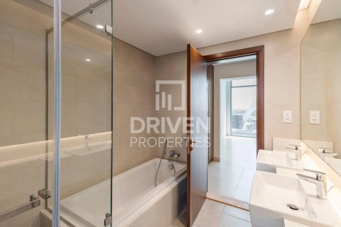 Apartament në Al Wasl, Dubai, Emiratet e Bashkuara Arabe 2 dhoma gjumi, 130.34 m2. № 745446 - Foto 4
