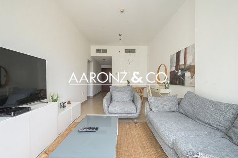 Apartman u gradu Jumeirah Lake Towers, Dubai, UAE 2 spavaće sobe, 102 m2 Br. 695367 - Slika 2