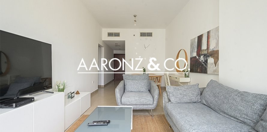 Пәтер Джумейра Лейк Тауэрс, Дубай, БАӘ-да 2 жатын бөлмелер, 102 м² № 695367