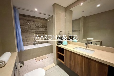 Apartamento para arrendamento em Palm Jumeirah, Dubai, EAU 1 quarto, 90 m2 № 695368 - foto 12