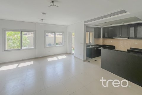 Vila di Serena, Dubai, UAE 3 bilik tidur, 200.21 meter persegi № 733806 - foto 5