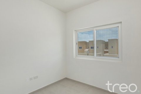 Вилла Dubai Land, Дубай, БАӘ-да 2 жатын бөлмелер, 166.2 м² № 758843 - фото 4