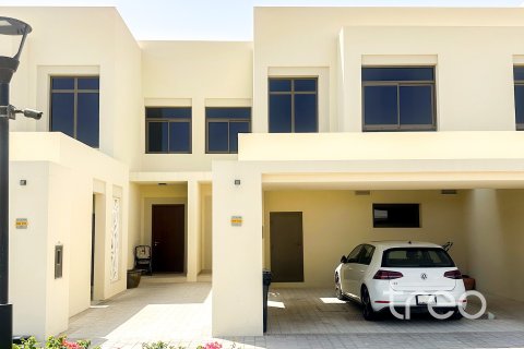 Townhouse in Town Square, Dubai, UAE 3 bedrooms, 203.27 sq.m. № 758839