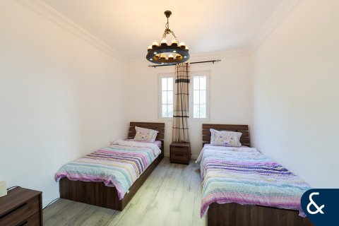 Müüa villa asukohaga Arabian Ranches, Dubai, AÜE: 5 magamistoaga, 465 m² Nr 697801 - pilt 21