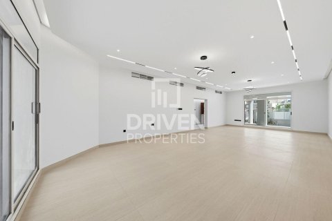 Villa zur Miete in Jumeirah, Dubai, VAE 4 Schlafzimmer, 1862.24 m2 Nr. 746579 - Foto 5