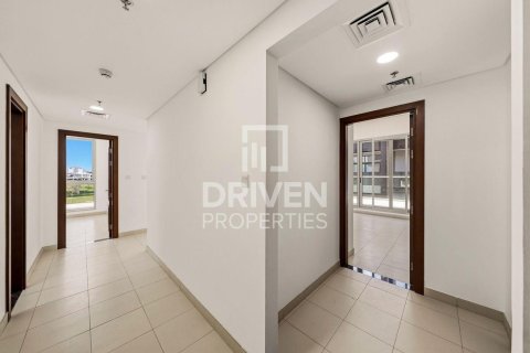Apartamento para arrendamento em Meydan, Dubai, EAU 2 quartos, 202.25 m2 № 746580 - foto 8