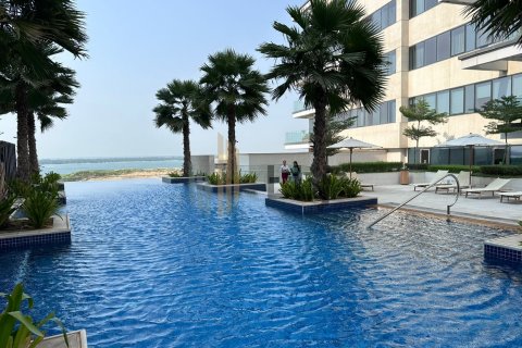 Apartemen di Yas Island, Abu Dhabi, UEA 2 kamar tidur, 140.8 m2 nomor 669078 - foto 13