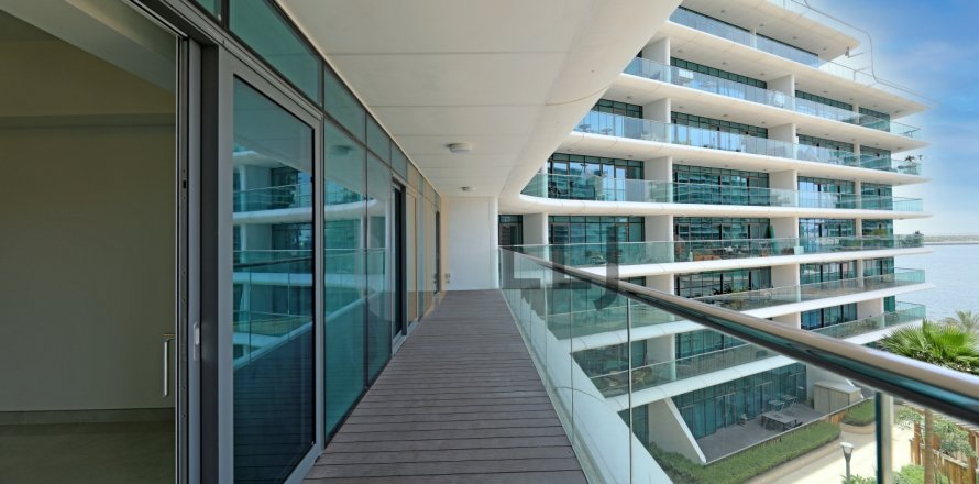 דירה ב Al Raha Beach, Abu Dhabi, איחוד האמירויות 2 חדרי שינה, 130.1 מ"ר מספר 669073