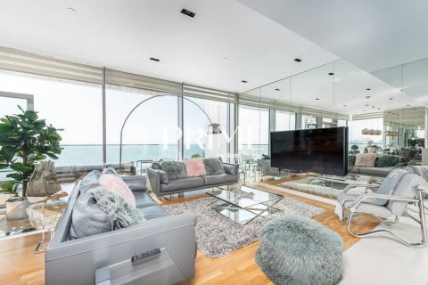Bluewaters, Dubai, UAE의 임대용 아파트 침실 4개, 228제곱미터 번호 643180 - 사진 1