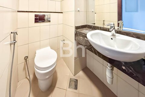Apartment til leje i Jumeirah Lake Towers, Dubai, UAE 2 soveværelser, 90 kvm № 643176 - foto 15