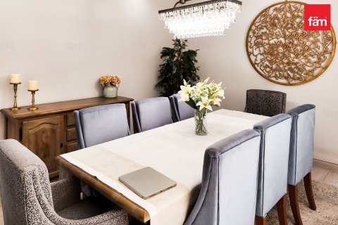 Dubai, BAE’de kiralık sıra ev 4 yatak odası, 309.4 m² No 721173 - fotoğraf 5