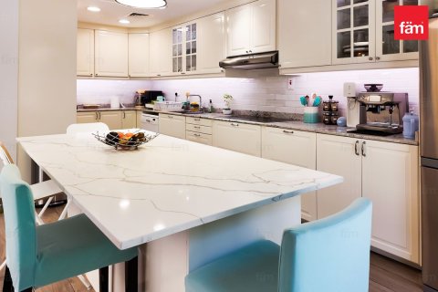 Dubai, BAE’de kiralık sıra ev 4 yatak odası, 309.4 m² No 721173 - fotoğraf 9