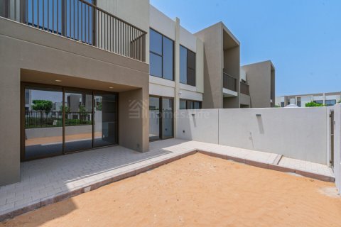Városi lakóépület itt: Dubai Land, Dubai, EAE, 3 hálószoba, 161 m², azonosító: 721209 - fénykép 16