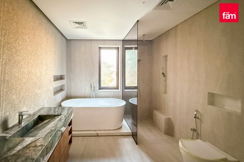 Vila di Umm Suqeim, Dubai, UAE 4 bilik tidur, 478.4 meter persegi № 679117 - foto 21