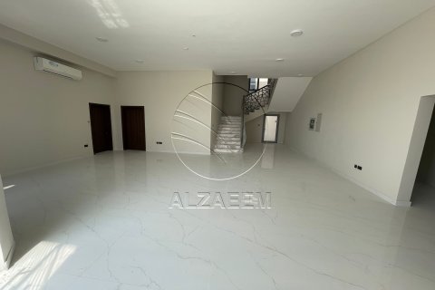 Vila di Abu Dhabi, UEA 12 kamar tidur, 730 m2 nomor 662872 - foto 4