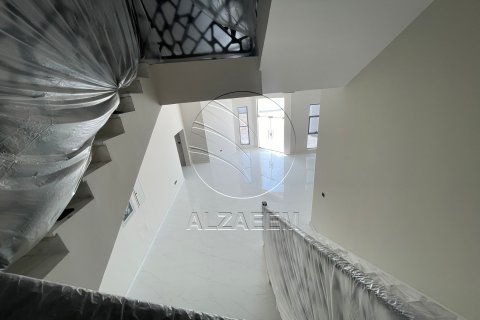 Vila di Abu Dhabi, UEA 12 kamar tidur, 730 m2 nomor 662872 - foto 8