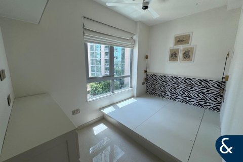 Apartamento para arrendamento em Downtown Dubai (Downtown Burj Dubai), Dubai, EAU 3 quartos, 221 m2 № 668367 - foto 12