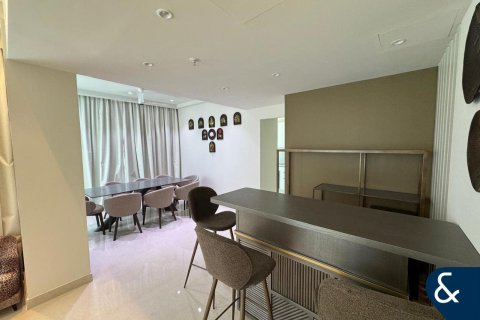 Apartamento para arrendamento em Downtown Dubai (Downtown Burj Dubai), Dubai, EAU 3 quartos, 221 m2 № 668367 - foto 8