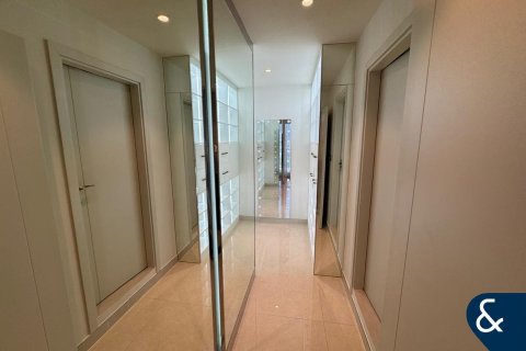 Apartamento para arrendamento em Downtown Dubai (Downtown Burj Dubai), Dubai, EAU 3 quartos, 221 m2 № 668367 - foto 20