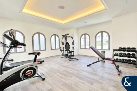 Зняти в оренду віллу в Пальма Джумейра, Дубай, ОАЕ 4 спальні, 511м2, № 668369 - фото 11