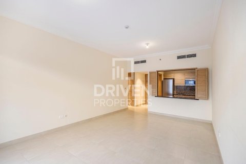 Apartment til salg i Al Muhaisnah, Dubai, UAE 1 soveværelse, 78 kvm № 654314 - foto 3