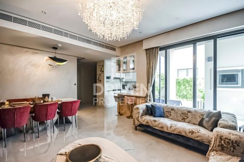 Városi lakóépület itt: Dubai Land, EAE, 4 hálószoba, 245 m², azonosító: 654322 - fénykép 1