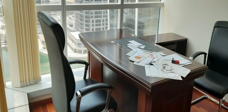 Apartman u Jumeirah Lake Towers, Dubai, UAE 102 m2, 1 spavaća soba Br. 648611