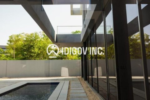 Huvila Tilal City, Sharjah, Arabiemiraatit 4 makuuhuonetta, 409 m2 № 641994