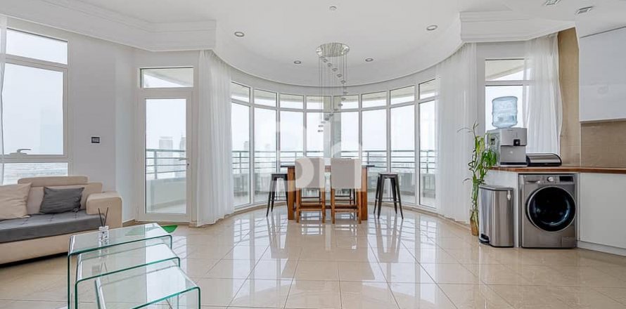Apartament në Dubai Marina, Emiratet e Bashkuara Arabe 2 dhoma gjumi, 135 m2. № 643516