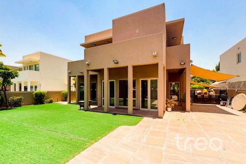 Vila v Arabian Ranches, Dubai, SAE 3 ložnice, 345.51 m² Č.: 733564
