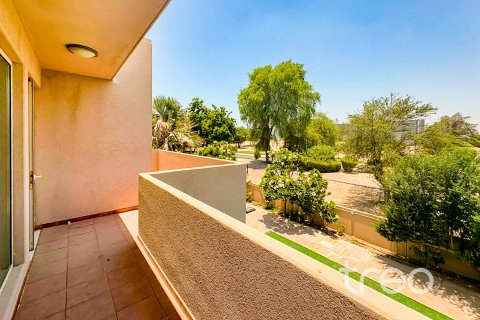 Villa til leie i Arabian Ranches, Dubai, Emiratene 3 soverom, 345.51 kvm Nr. 733564 - Foto 13