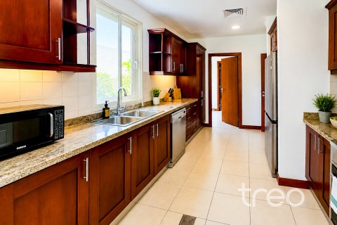 Villa til leie i Arabian Ranches, Dubai, Emiratene 3 soverom, 345.51 kvm Nr. 733564 - Foto 7
